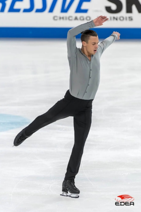 Ice Gallery Skates U.S.